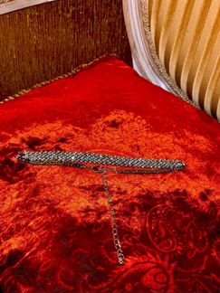 Изящный чокер на шею