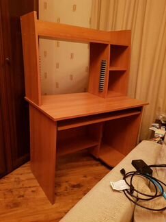 Компьютерный стол Икеа