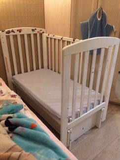 Кроватка детская белая + матрас