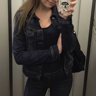 Джинсовая куртка