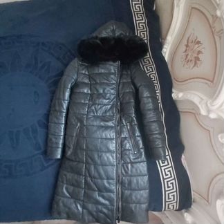 Куртка зимняя женская кожаная.Размер 42.Очень тёпл