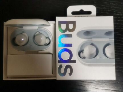 Беспроводные наушники Samsung Galaxy Buds