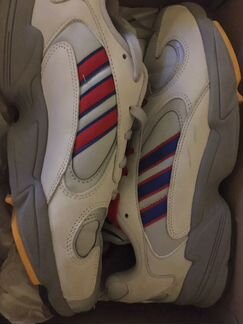 Adidas originals yung 1