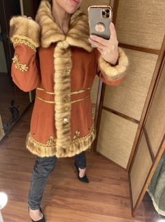 Пиджак-полупальто с мехом норки