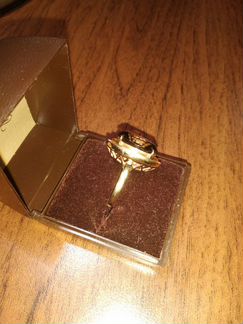 Кольцо с топазом