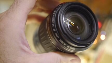 Canon EF 55-200 mm f/ 4.5-5.6 II USM