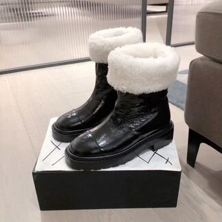 Зимние ботинки Chanel