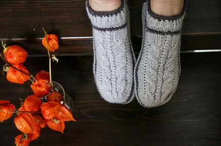 Шерстяные носки и следочки