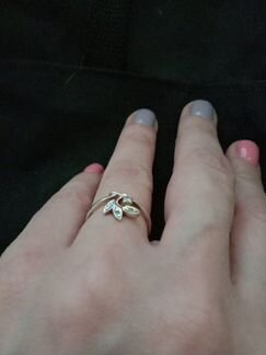 Серебряное кольцо