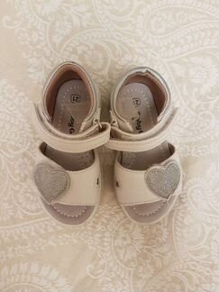 Босоножки 21 размер