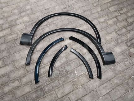 Audi Q7 4m s-line R21 накладка крыла расширители