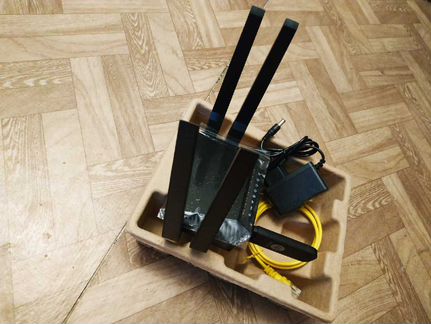 Wi fi роутер 4g ZBT-WE3826 12v 2A и модем 4G