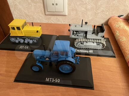 Модельки тракторы