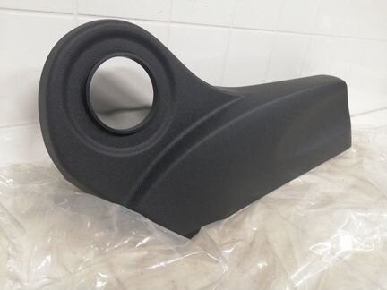 Накладка сиденья правая Opel Corsa D 2006-2014