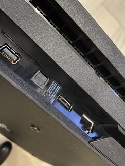 Sony PS4 Pro + 2 геймпада