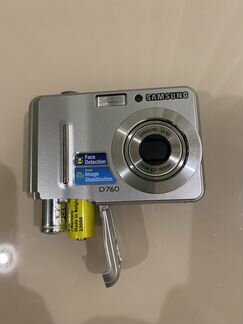 Компактный фотоаппарат
