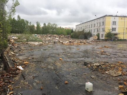 Площадка с твердым покрытием у мцк, 1000 м²