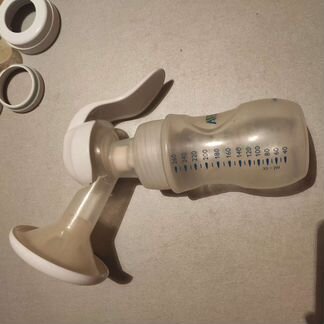 Молокоотсос авент и Бутылочки для кормления avent