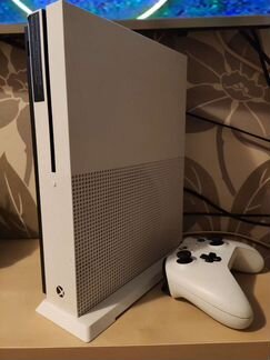 Xbox One S 500 gb