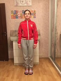 Спортивная ветровка красная Exhibit 42-44 рр